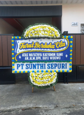 Papan Bunga Duka di Padang Sarai