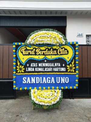 Papan Bunga Duka di Padang Sarai
